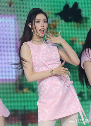 【フォト】ILLIT、魅力的なステージ