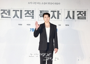 【フォト】ソフトなカリスマ漂うシン・スンホ