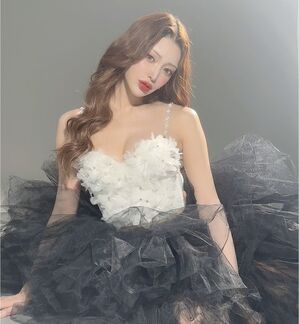 11歳年下のTHE BOYZチュ・ハンニョンと密会…明日花キララにファンの関心集中