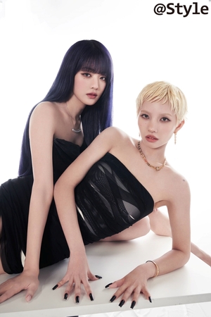 【フォト】ASEA2025で大賞受賞のi-dle「再契約後にもらった最初のトロフィー、大切だし特別」