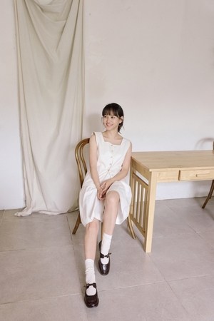 【フォト】一児の母ユン・スンア、「SJSJ」の広告写真で清純ビジュアル披露