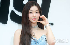 【フォト】チョンハ＆イ・シアン＆GABEE、キラキラ輝くビジュアル