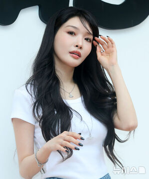 【フォト】チョンハ＆イ・シアン＆GABEE、キラキラ輝くビジュアル