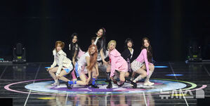 【フォト】aespa＆ILLIT＆Hearts2Heartsら、「MyK FESTA」K-POPコンサートに出演したスターたち