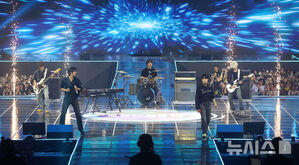 【フォト】aespa＆ILLIT＆Hearts2Heartsら、「MyK FESTA」K-POPコンサートに出演したスターたち