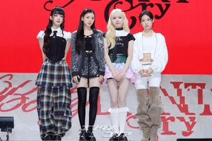 【フォト】「PSYの芸能事務所で初」ガールズグループBaby DONT Cryがデビュー