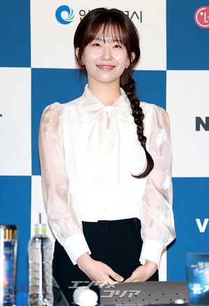 【フォト】クム・ヘナ＆ユン・ガイ、強烈だったり清純だったり