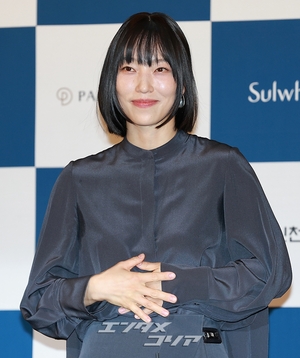 【フォト】クム・ヘナ＆ユン・ガイ、強烈だったり清純だったり