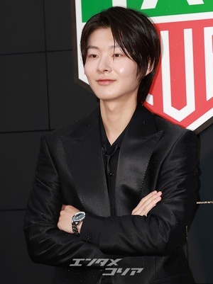 【フォト】チェ・ヒョンジュン、中性的な魅力