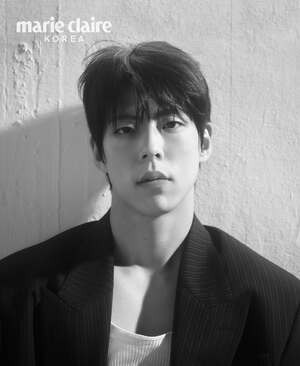 【フォト】チェ・ウソン、青春映画のワンシーンのような姿