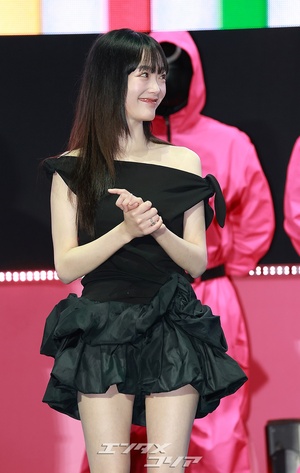 【フォト】『イカゲーム』チョン・ホヨン＆イ・ユミ「再会したセビョクとジヨン」