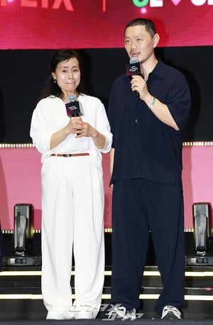 【フォト】カン・エシム＆ヤン・ドングン『イカゲーム』の仲良し親子