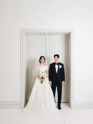 【フォト】イム・ドファ、ウエディング写真大放出…イケメン夫の姿も公開