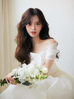 【フォト】イム・ドファ、ウエディング写真大放出…イケメン夫の姿も公開