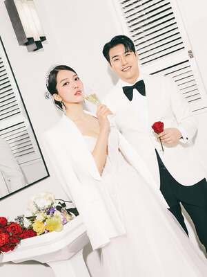 【フォト】イム・ドファ、ウエディング写真大放出…イケメン夫の姿も公開