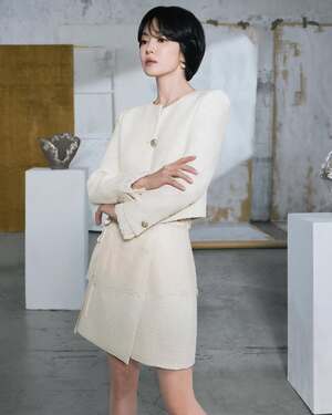 【フォト】ソン・ヘギョ、MICHAAのキャンペーンフォトを公開…限界なきビジュアル