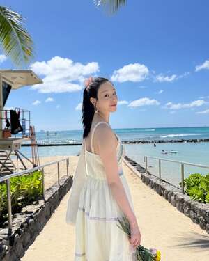 【フォト】故イ・ソイさん、ハワイで幸せそうなひとときを過ごす生前の姿