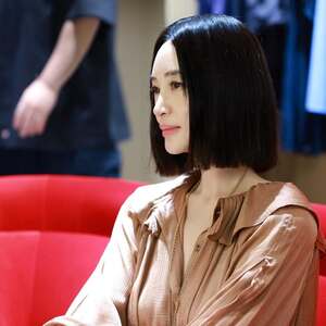 キム・ヘス、年齢を感じさせない美しさ…ボブヘアで女優オーラ全開