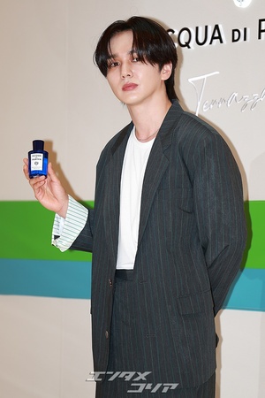 【フォト】ほほ笑むユ・スンホ、穏やかなビジュアル