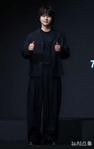 【フォト】リュ・スンリョン＆イム・スジョンら、『パイン　ならず者たち』のキャストたち