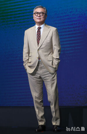 【フォト】リュ・スンリョン＆イム・スジョンら、『パイン　ならず者たち』のキャストたち