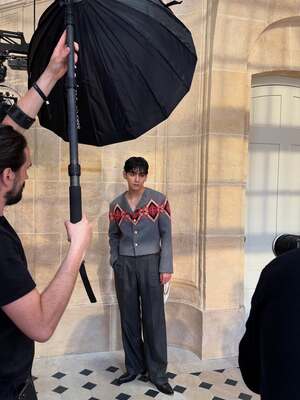 【フォト】防弾少年団Vが「CELINE」のショーに出席、まさに絶頂のビジュアル