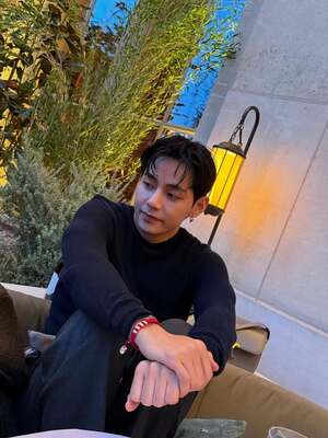 【フォト】防弾少年団Vが「CELINE」のショーに出席、まさに絶頂のビジュアル