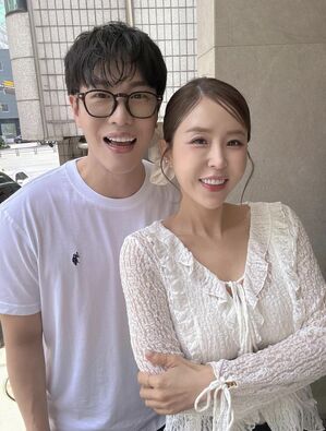 KOYOTEシンジ、結婚相手ムンウォンに関する疑惑めぐり口を開いた 「すべて事実ではない」