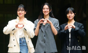 【フォト】舞台『シェイクスピア・イン・ラブ』の主役たち