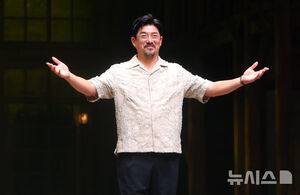 【フォト】舞台『シェイクスピア・イン・ラブ』の主役たち