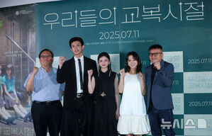 【フォト】ポーズする台湾映画『夜校女生』の主役たち…韓国で公開