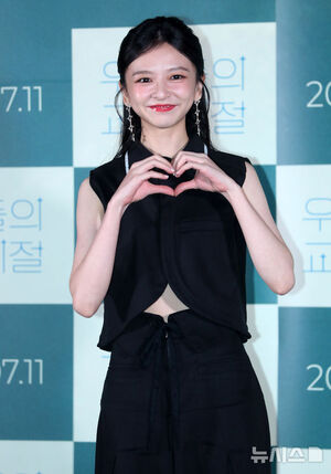 【フォト】ポーズする台湾映画『夜校女生』の主役たち…韓国で公開