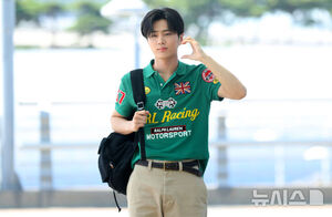 【フォト】ENHYPENジェイ「ロンドンに行ってきます」