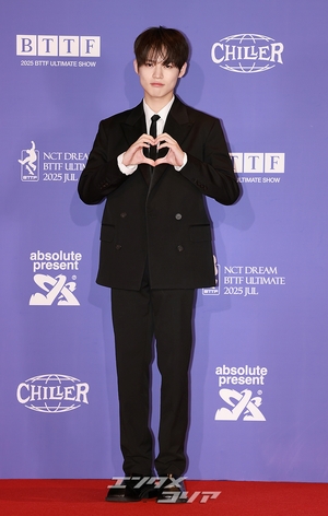 【フォト】NCT DREAMチョンロのシックな眼差し