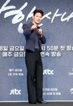 【フォト】パク・フン「初めてのやくざの演技、期待してください」