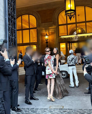 秋山成勲の妻SHIHO & 娘・紗蘭さん トップモデルのオーラ