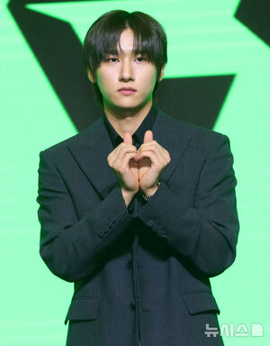 【フォト】MONSTA X、完ぺきなスーツの着こなし…デビュー10周年懇談会