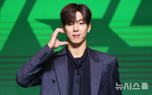 【フォト】MONSTA X、完ぺきなスーツの着こなし…デビュー10周年懇談会