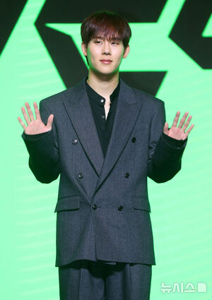 【フォト】MONSTA X、完ぺきなスーツの着こなし…デビュー10周年懇談会