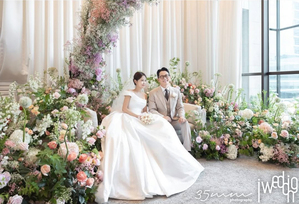 【フォト】キム・ジュノの妻キム・ジミン、まばゆいウエディング写真公開