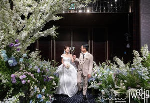 【フォト】キム・ジュノの妻キム・ジミン、まばゆいウエディング写真公開