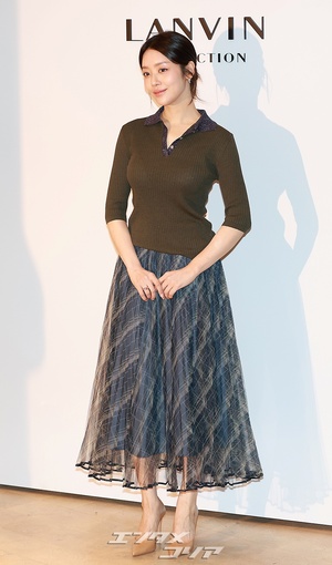 【フォト】LANVINのイベントに出席したチャ・ジュヨン、上品な秋の装い