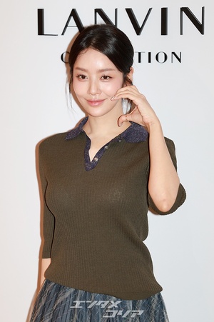 【フォト】LANVINのイベントに出席したチャ・ジュヨン、上品な秋の装い