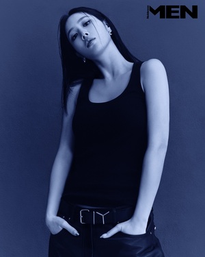 【フォト】ソユ、官能的な魅力…スリムな美脚にも視線集中