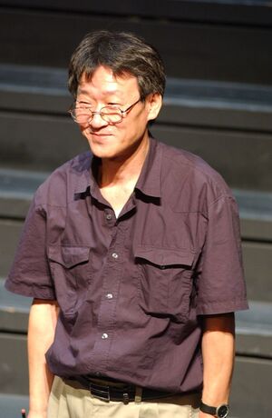 キム・ミンギさんの死から1年…変わらぬ「裏方の美学」