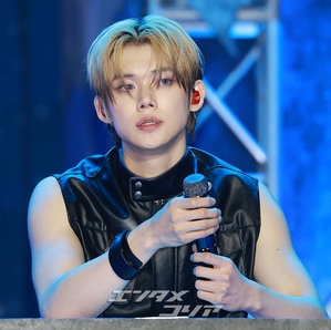 【フォト】TXT、セクシーな黒レザーコーデ…フルアルバムで音楽活動展開