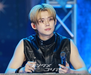 【フォト】TXT、セクシーな黒レザーコーデ…フルアルバムで音楽活動展開