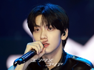 【フォト】TXT、セクシーな黒レザーコーデ…フルアルバムで音楽活動展開
