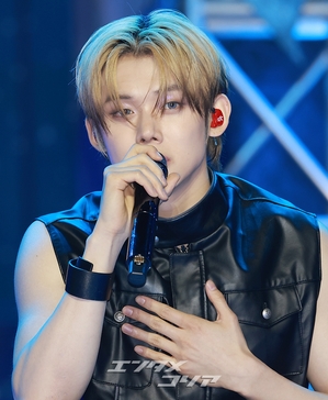 【フォト】TXT、セクシーな黒レザーコーデ…フルアルバムで音楽活動展開