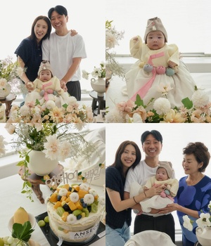 【フォト】ソン・ダムビ＆イ・ギュヒョク　かわいい韓服着た娘と幸せな生後100日目記念写真